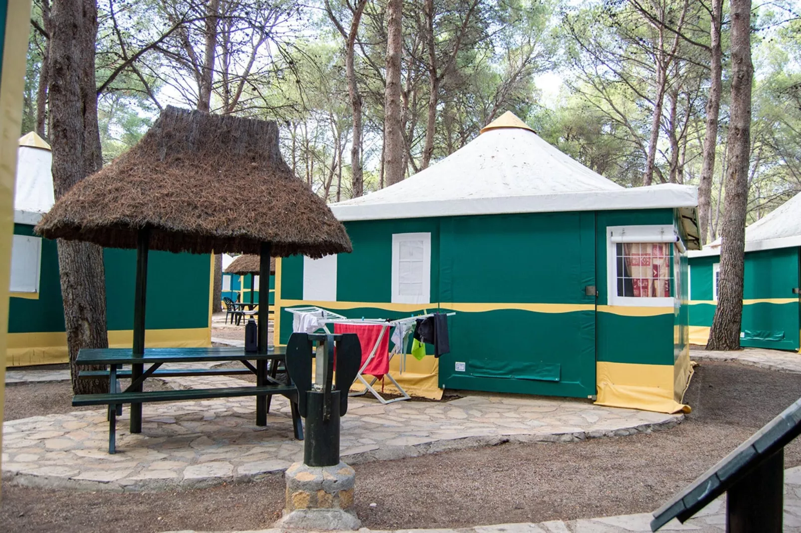 Torre del Sol Tent Pagan-Buitenkant zomer