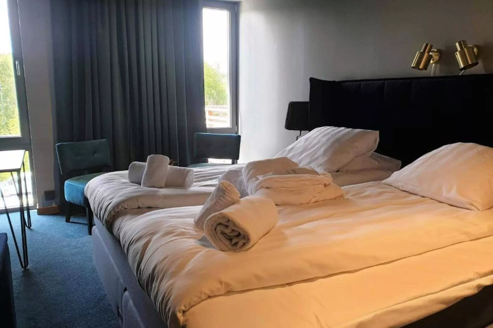 Mooie kamer met gratis ontbijt, bubbelbad-Binnen