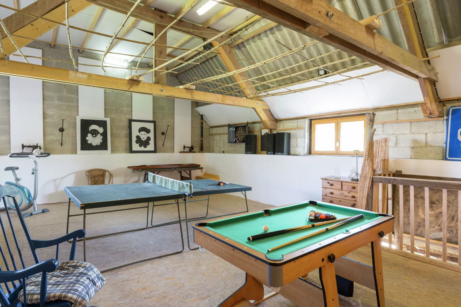 La petite Grenterie en mobil home-Recreatieruimte