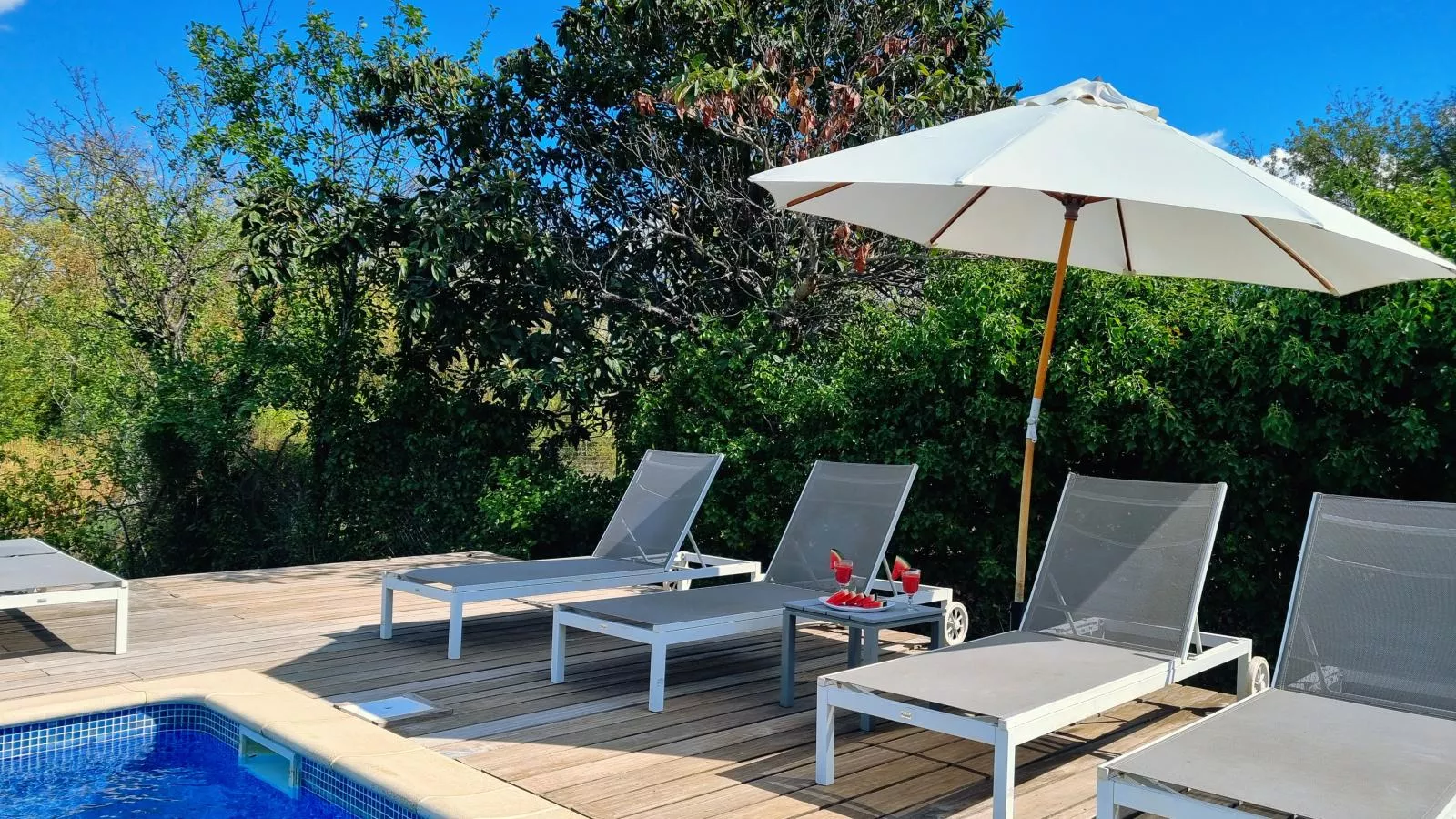 poolofhouse