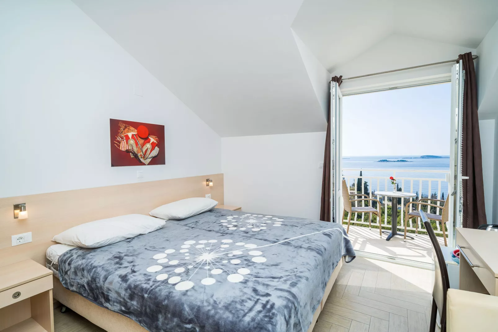 Villa Samba - Double Room with Balcony and Sea View - gasi se-Slaapkamer