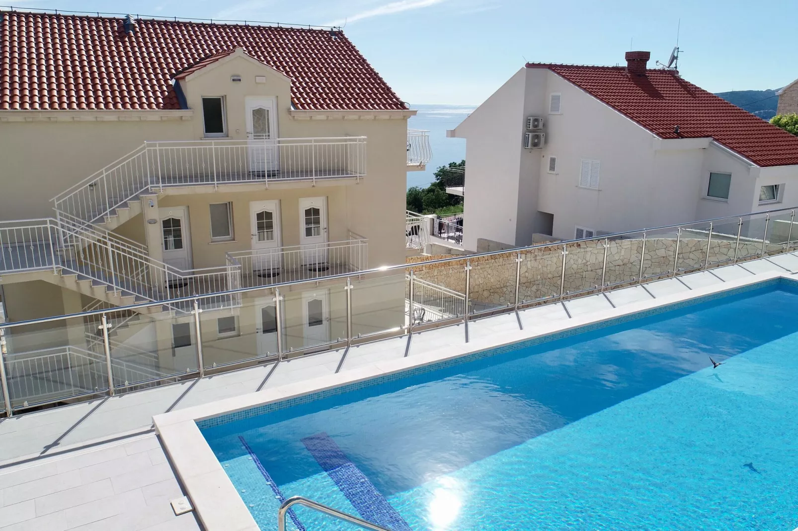 Villa Samba - Double Room with Balcony and Sea View - gasi se-Zwembad