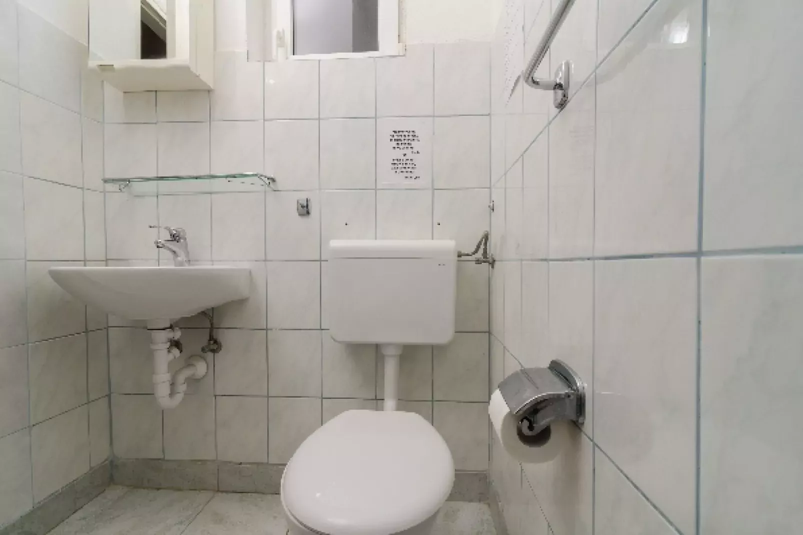 Apartments Franka Saplunara-Double Room with Terrace and Sea View-Badkamer