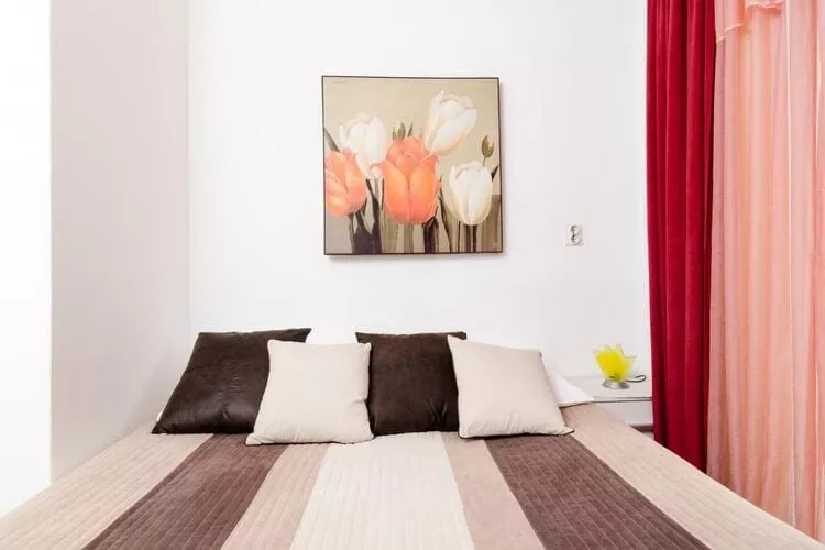 Apartment Nina - One Bedroom Apartment with Balcony-Slaapkamer