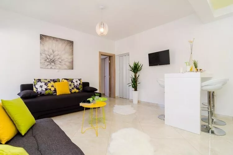 Apartments A&M - One-Bedroom Apartment with Balcony and Sea View (A1)