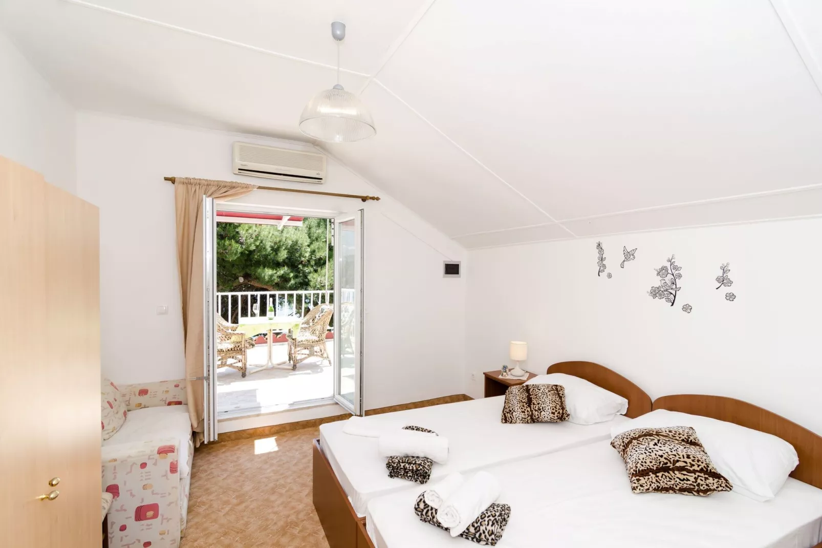 Guest House Daniela - Superior Double Room with Sea View - SOBA 6