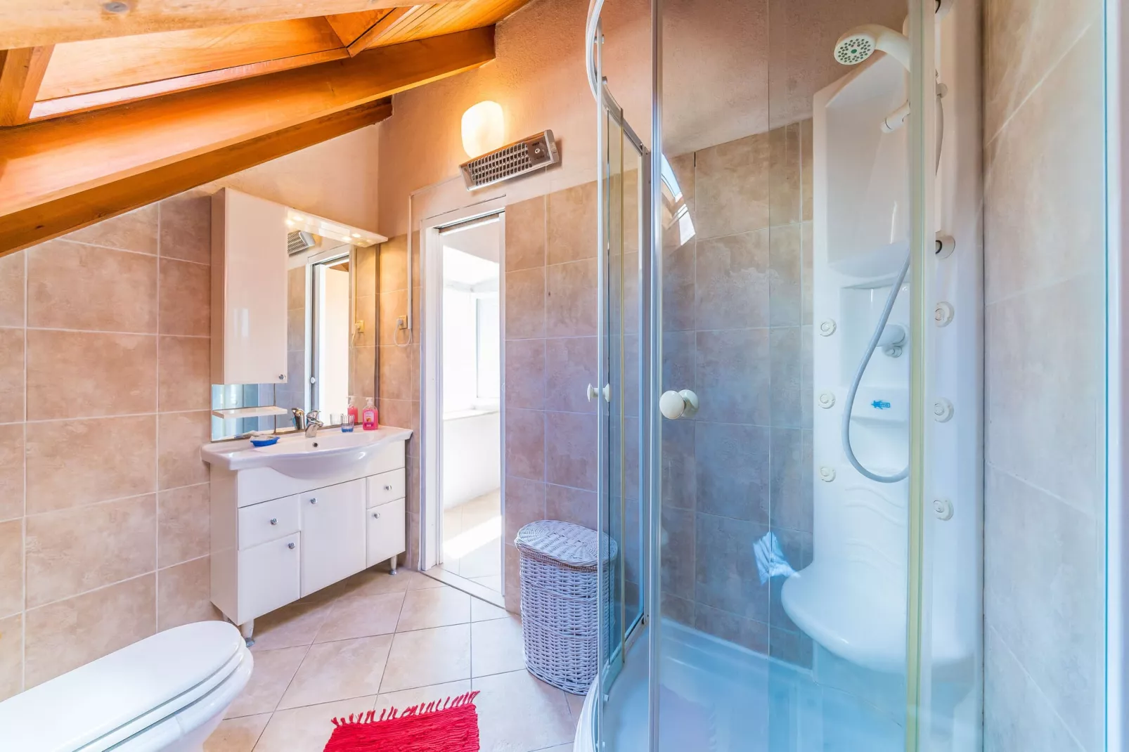 Apartment Casa Vanna - Two-Bedroom Apartment with Terrace and Sea View-Badkamer