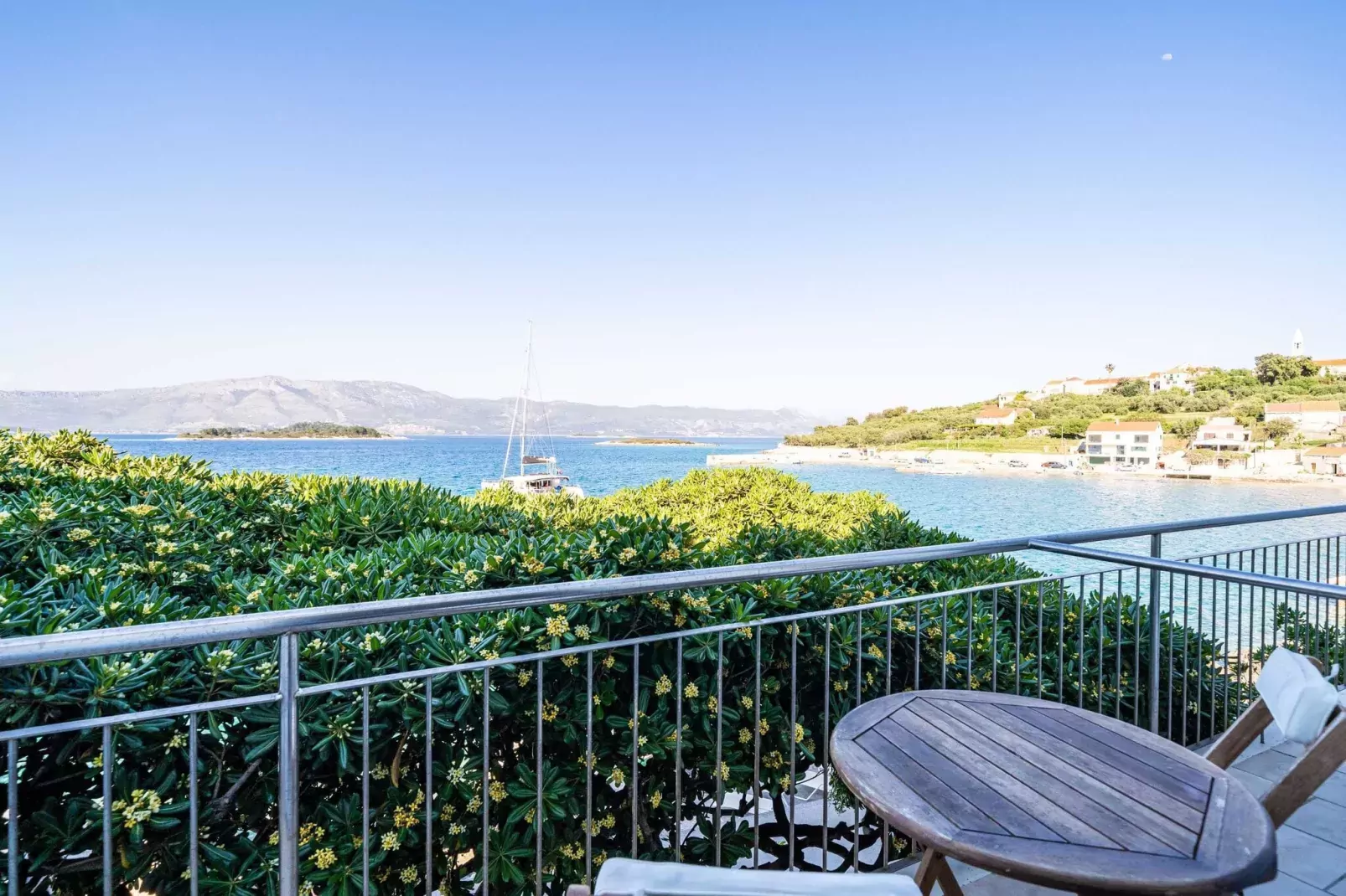 Apartments Nikolina (LU) - Two-Bedroom Apartment with Balcony-Terrasbalkon