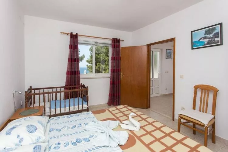 Apartments Villa Dingač-Borak - Standard Two Bedroom Apartment with Balcony No. 5