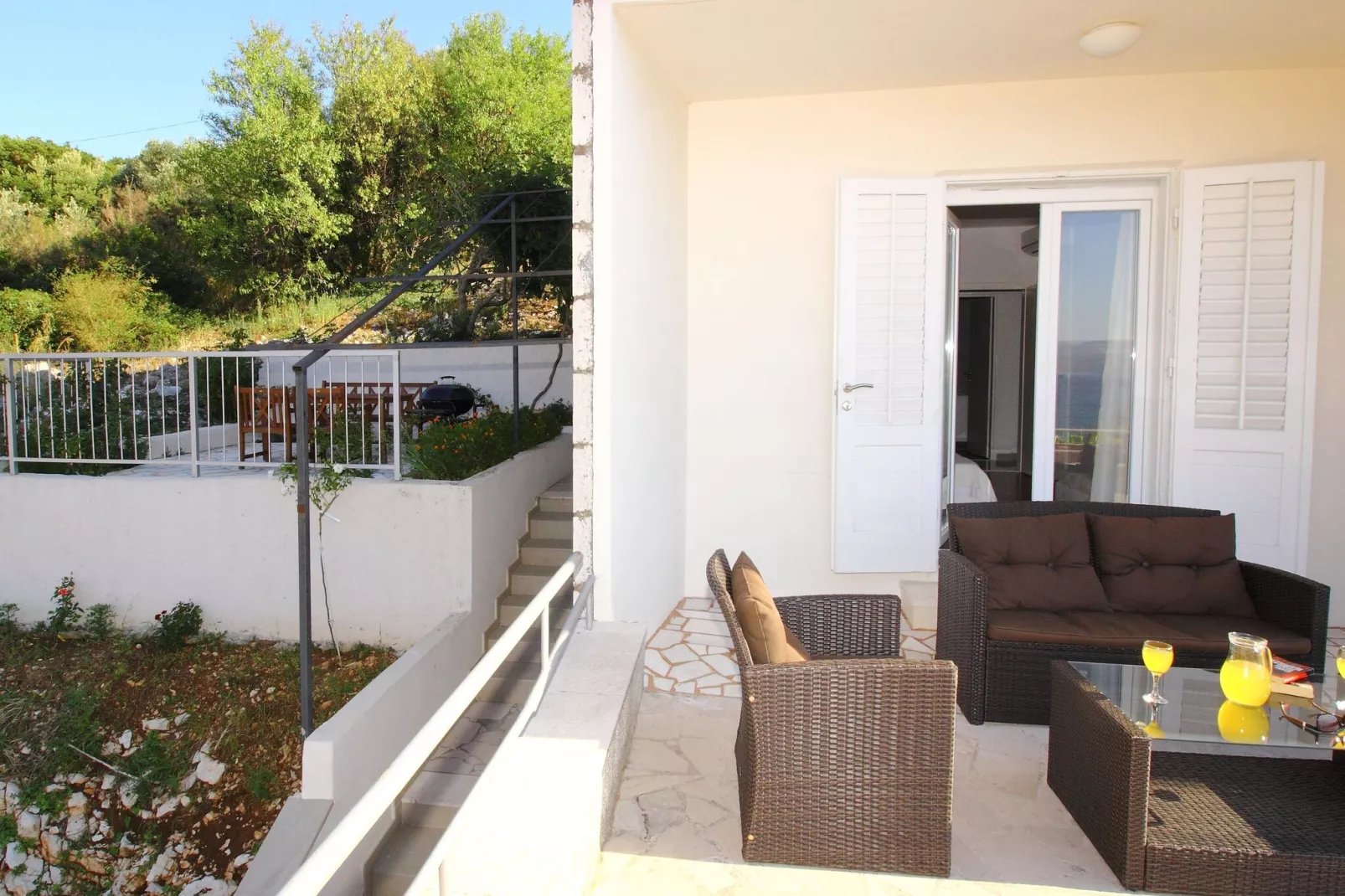 Apartments Dubreta - Two Bedroom Apartment with Balcony