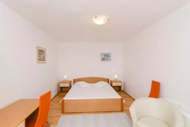 Apartments Plavac Mali- Superior One Bedroom Apartment with Terrace and Sea View-Slaapkamer