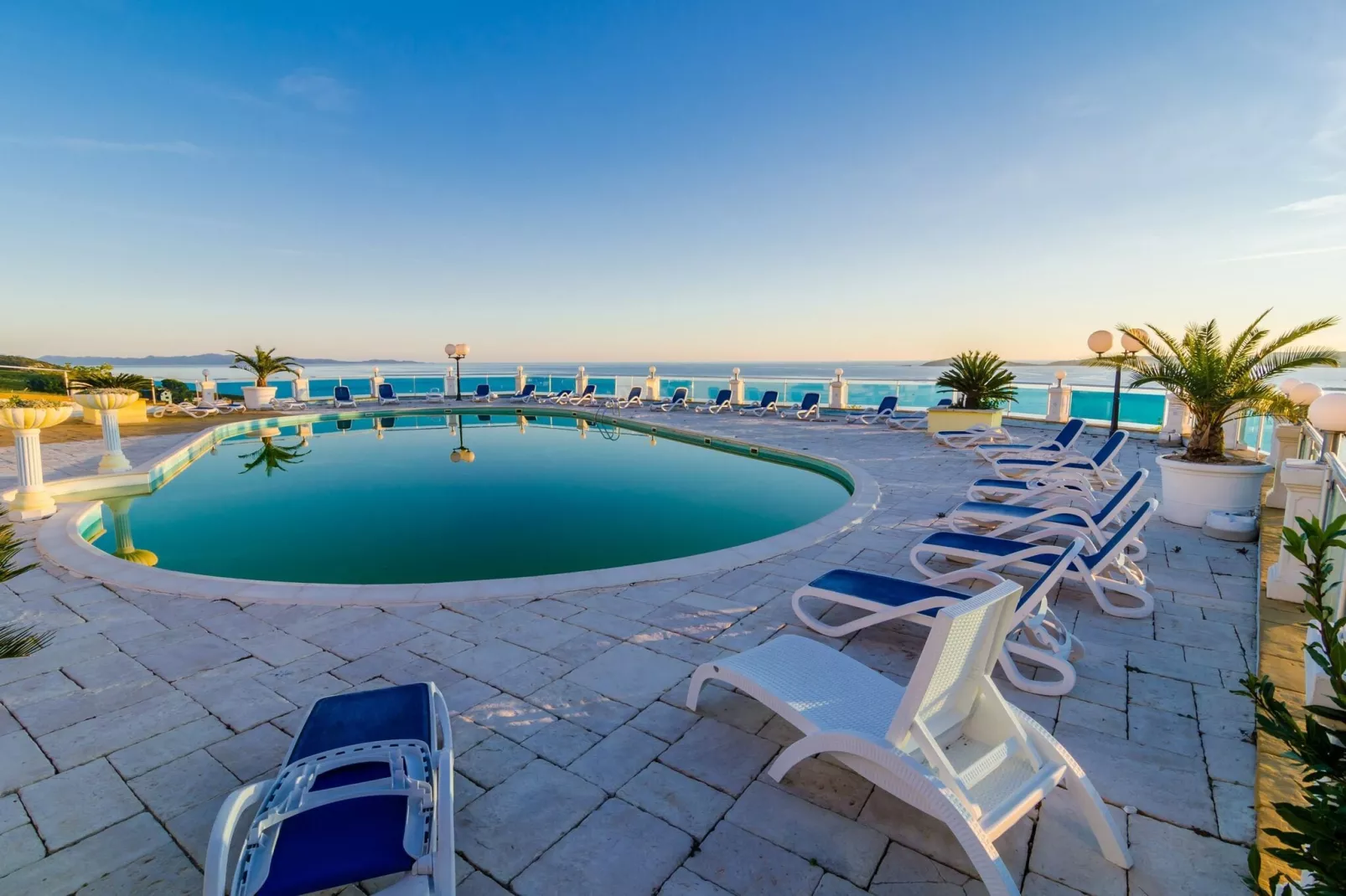 Hotel Pansion Villa Antonio - Two Bedroom Suite with Balcony and Sea View 17-Zwembad