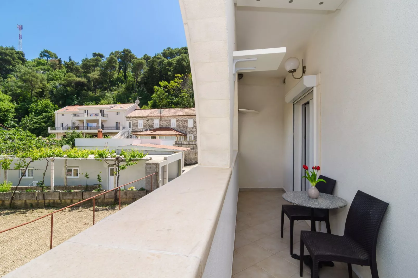 Apartments & Rooms Barišić - Studio Apartment with Balcony and City View (Second Floor) (Apt 14)-Terrasbalkon