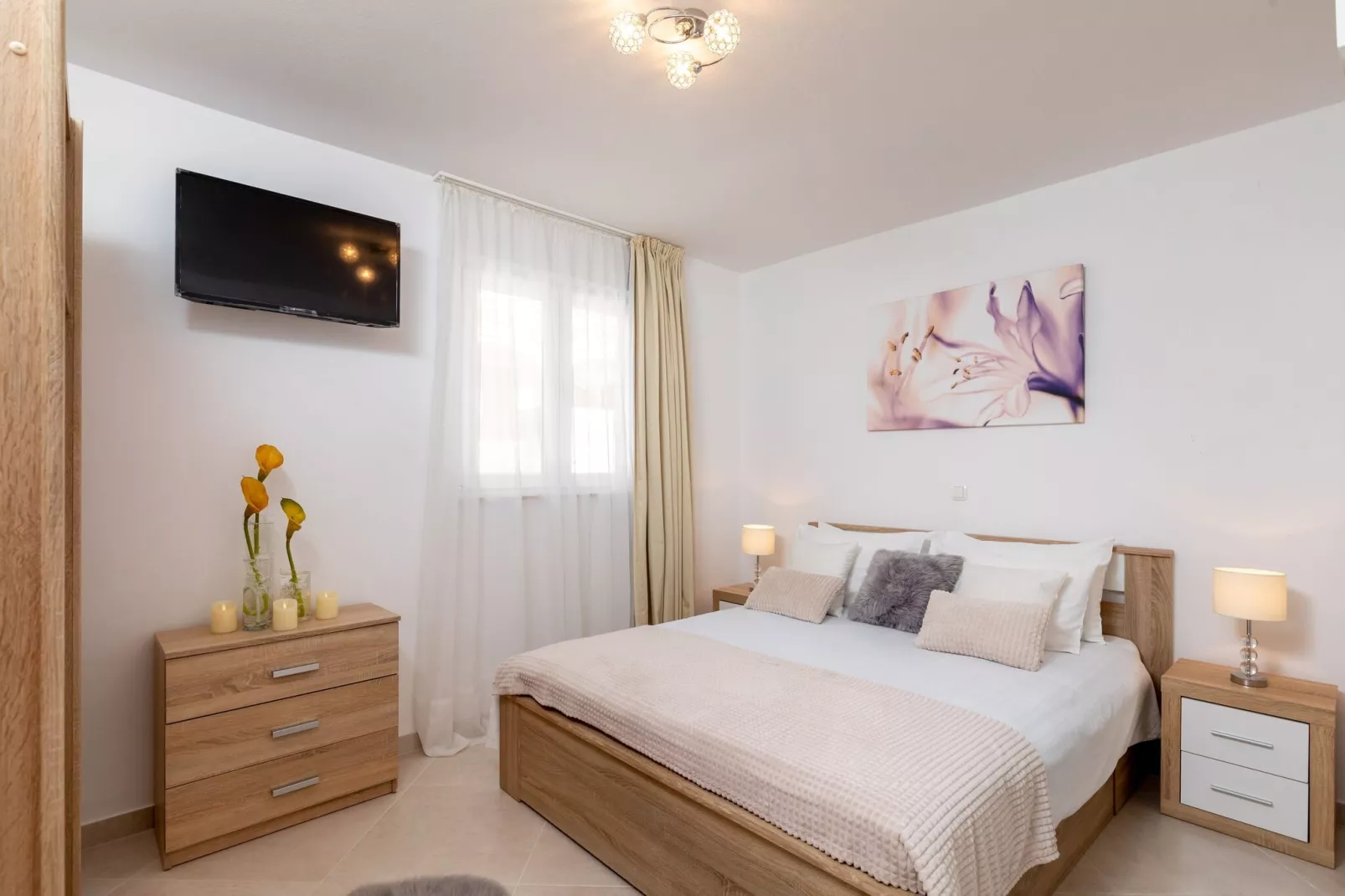 Apartments Blažević - Two Bedroom Apt with  Hot Tub-Slaapkamer