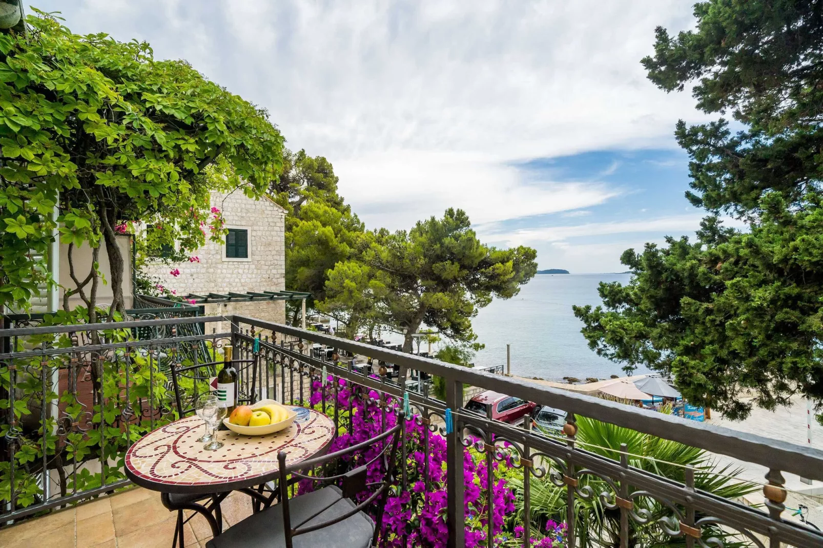 Apartment Villa Palma- Studio Apartment with Balcony and Sea View (Studio apartman 1)-Uitzicht
