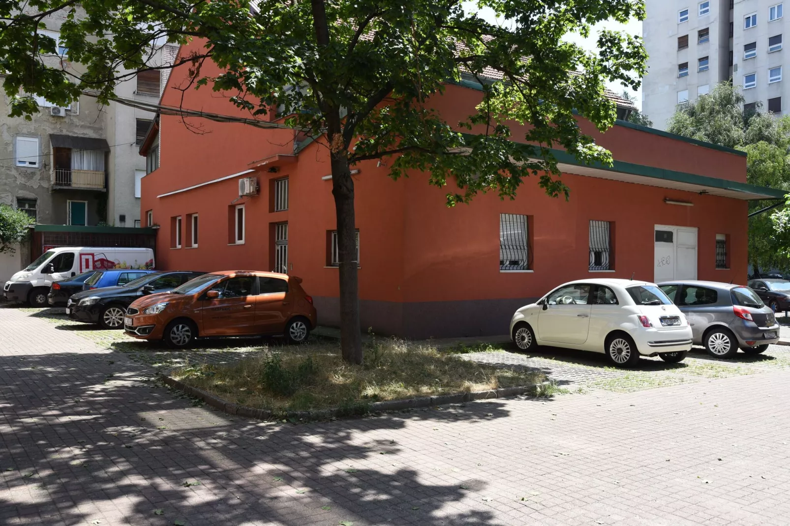 Mary's Apartment - One Bedroom Apartment-Buitenlucht