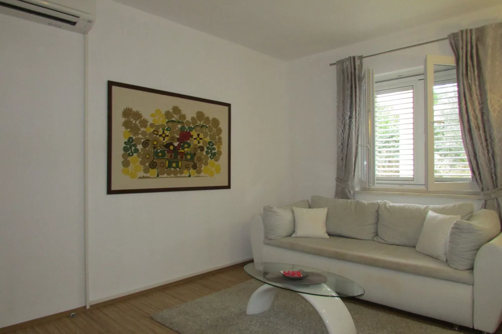Villa Mirosa-Standard Double Room ( 2 )-Binnen