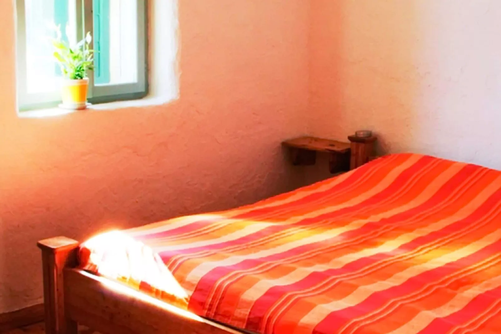 Lavender Cottage-Two Bedroom  Holiday Cottage  with Terrace