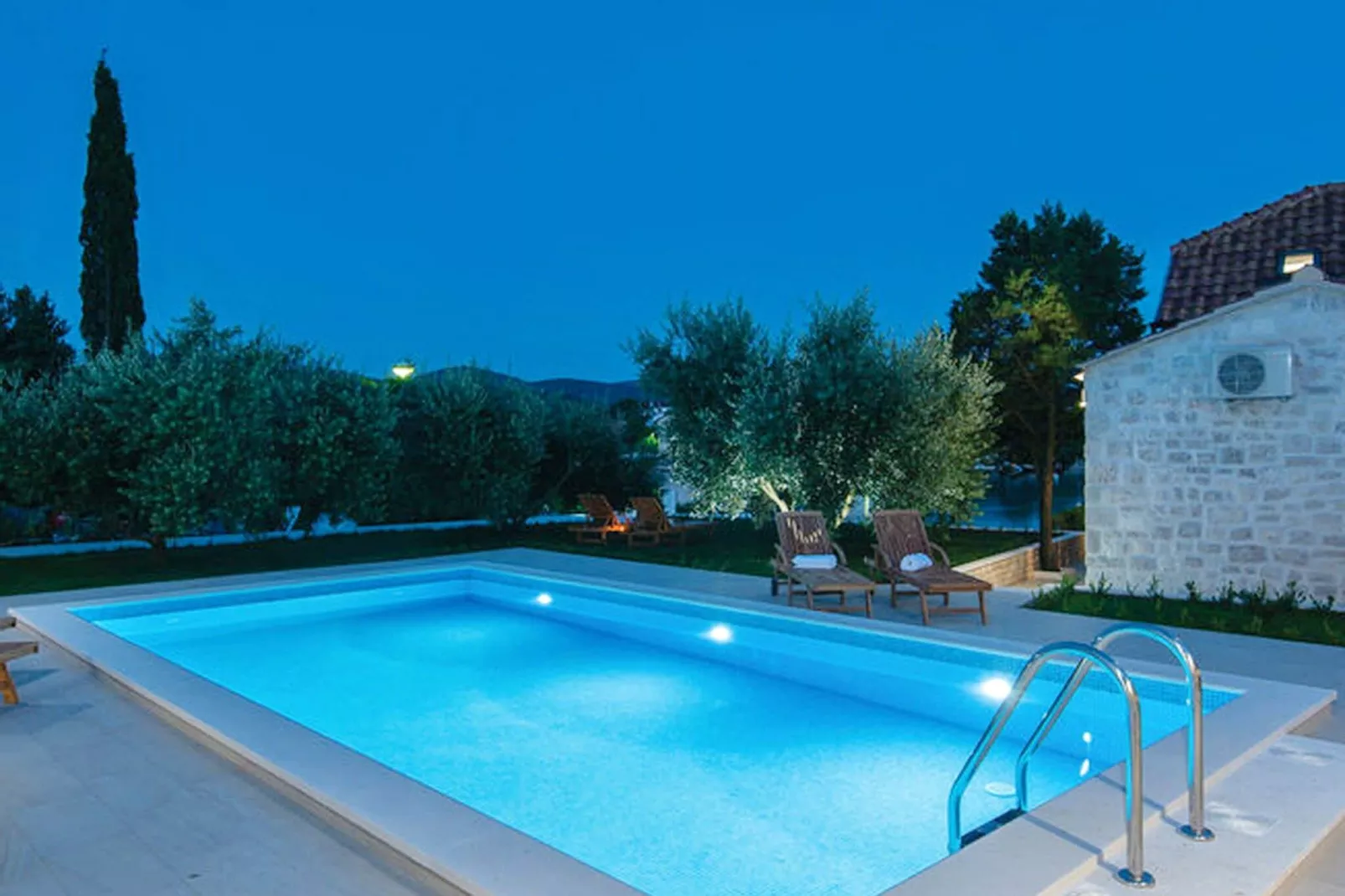 pool