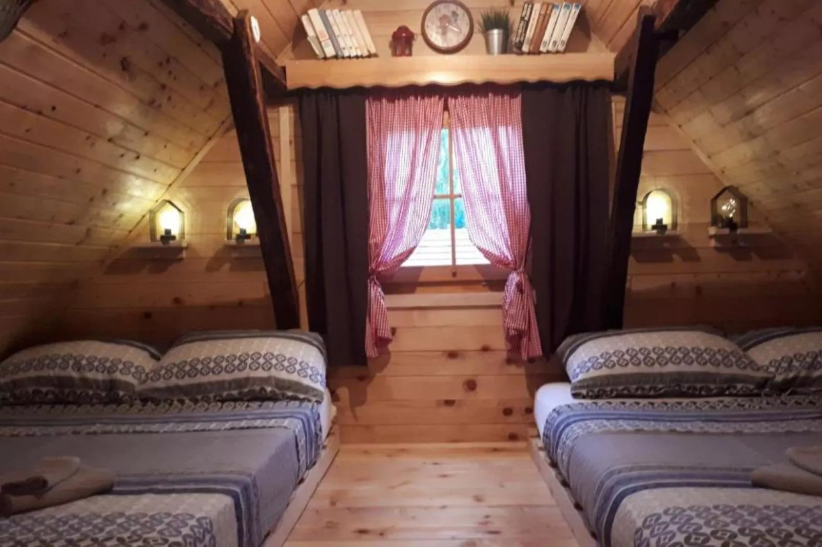 Stara Hiža Vlašić - Duplex one bedroom Chalet with Private Garden