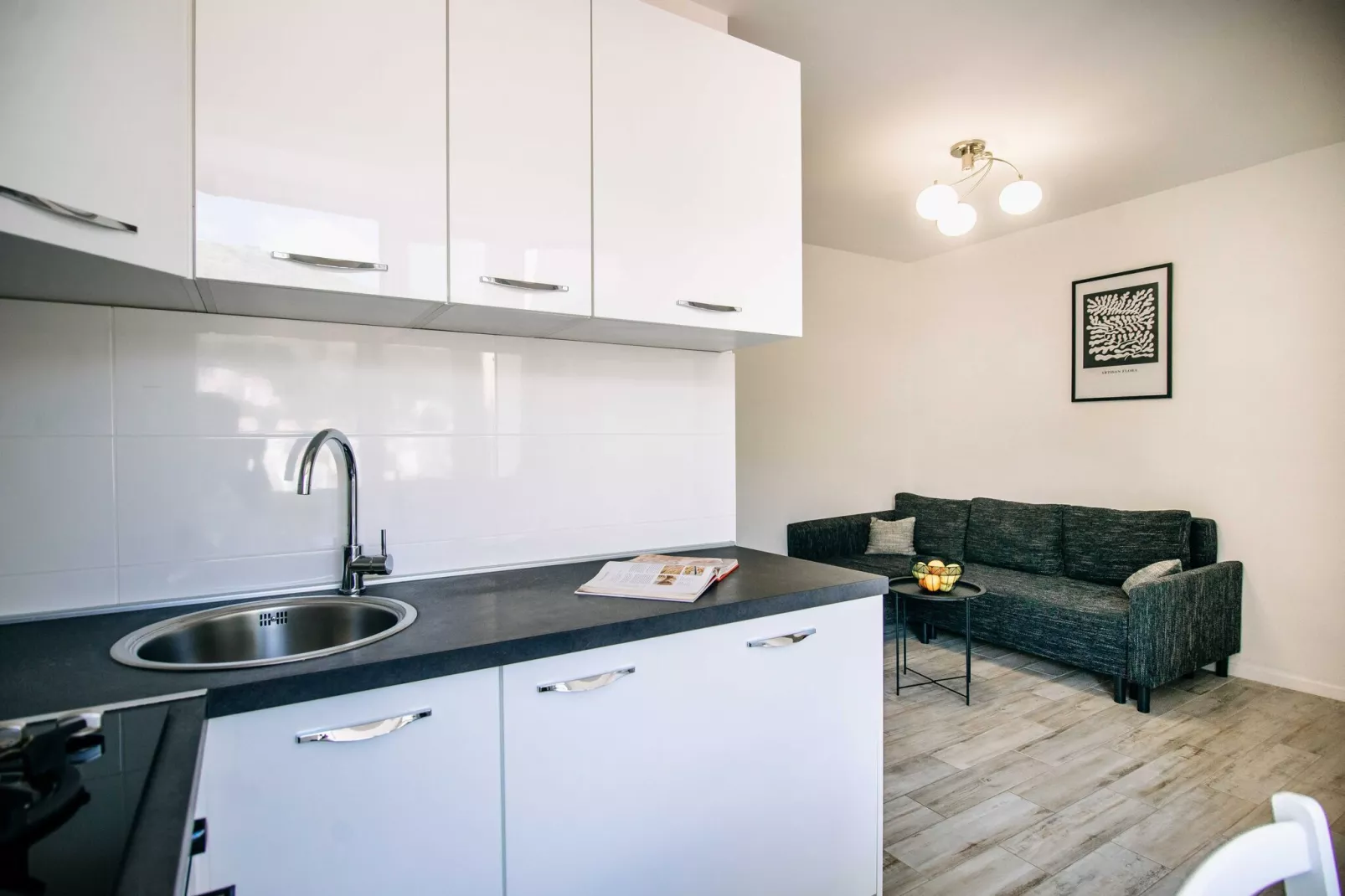 Apartment Wanda - Two Bedroom Apartment with City View-Binnen