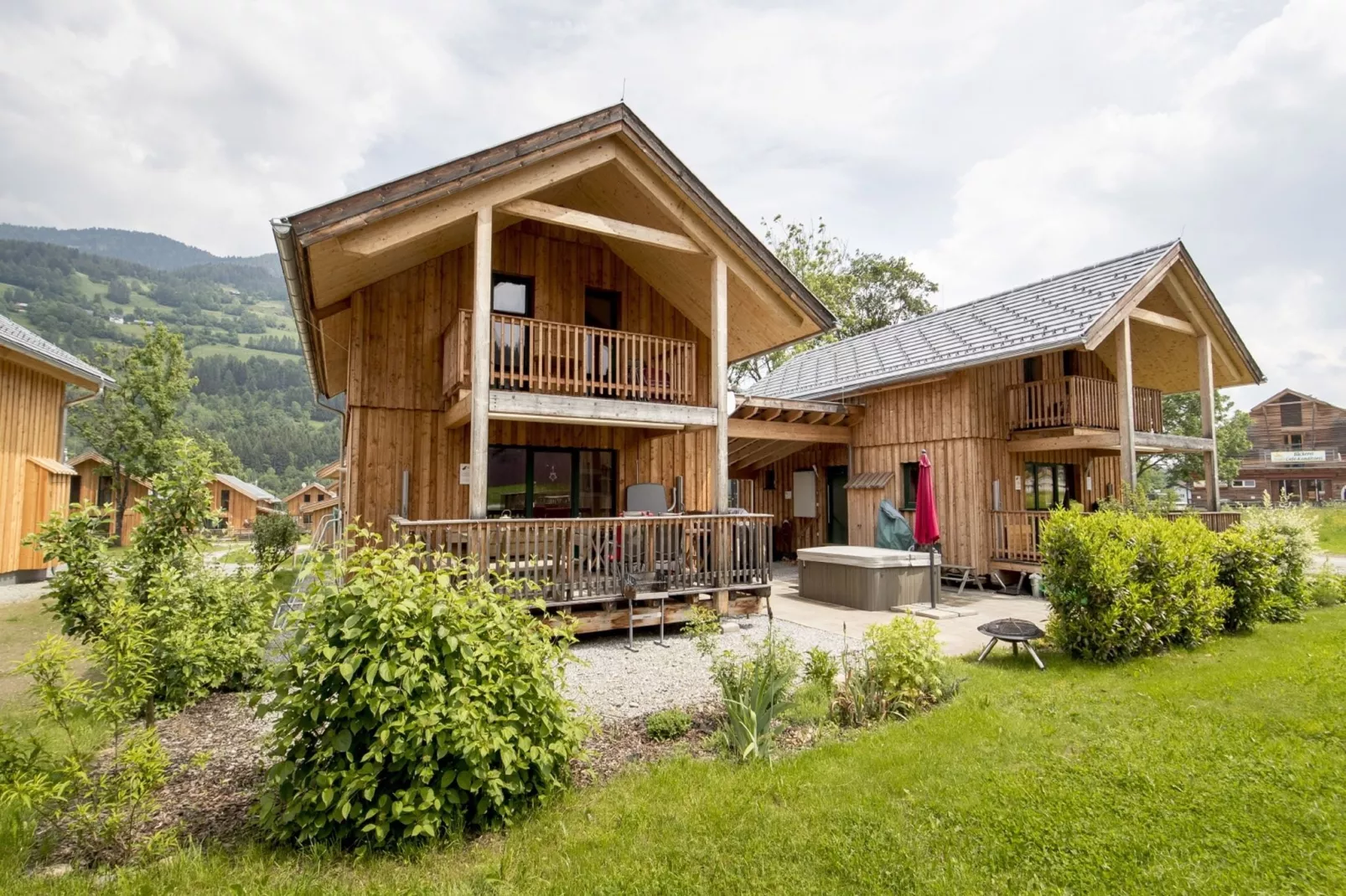 Kreischberg Chalets 12b-Buitenkant zomer