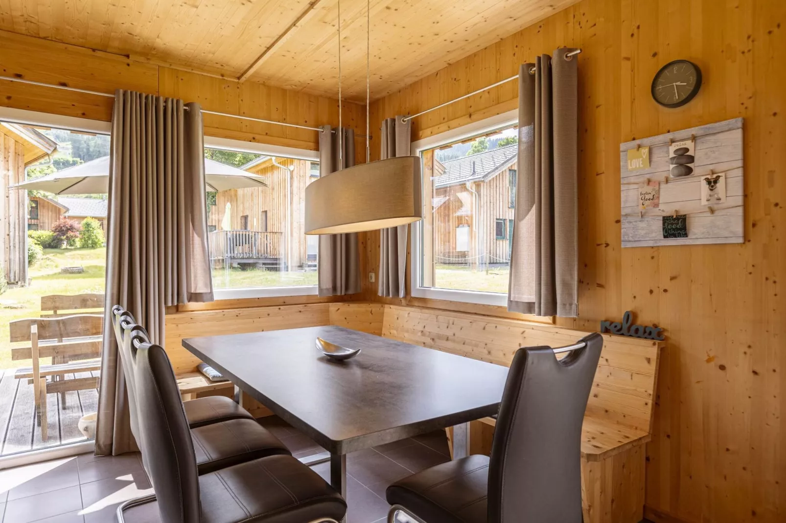Kreischberg Chalets 6b-Eetkamer