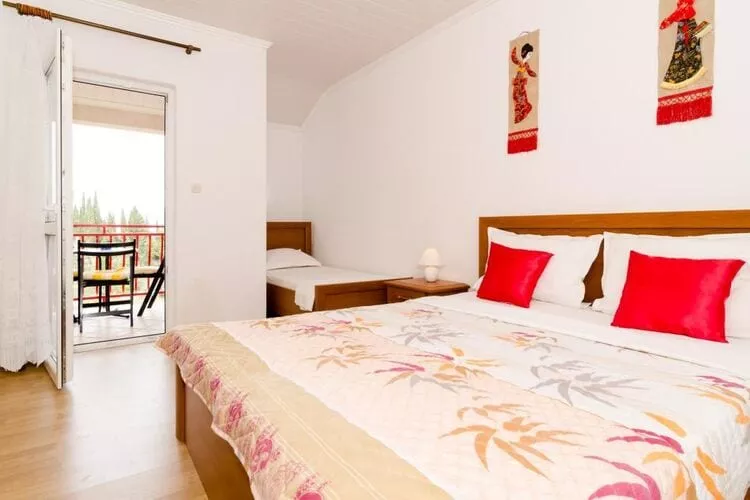 Apartments Villa Nikol - Standard Two Bedroom Apartment with Sea View (APT 1)-Slaapkamer