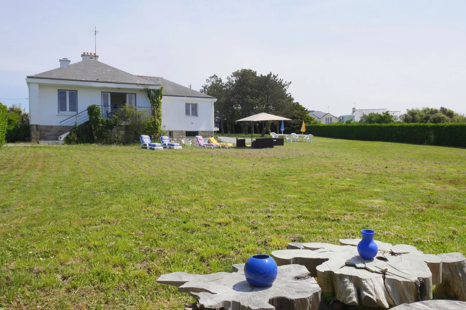 Ferienhaus mit 180° Panorama Meerblick Lampaul-Plouarzel-Buitenkant zomer