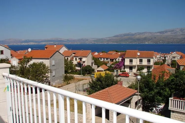 Apartments Magda - Duplex Three Bedroom Apartment with Balcony and Sea View (A1) - (ST)
