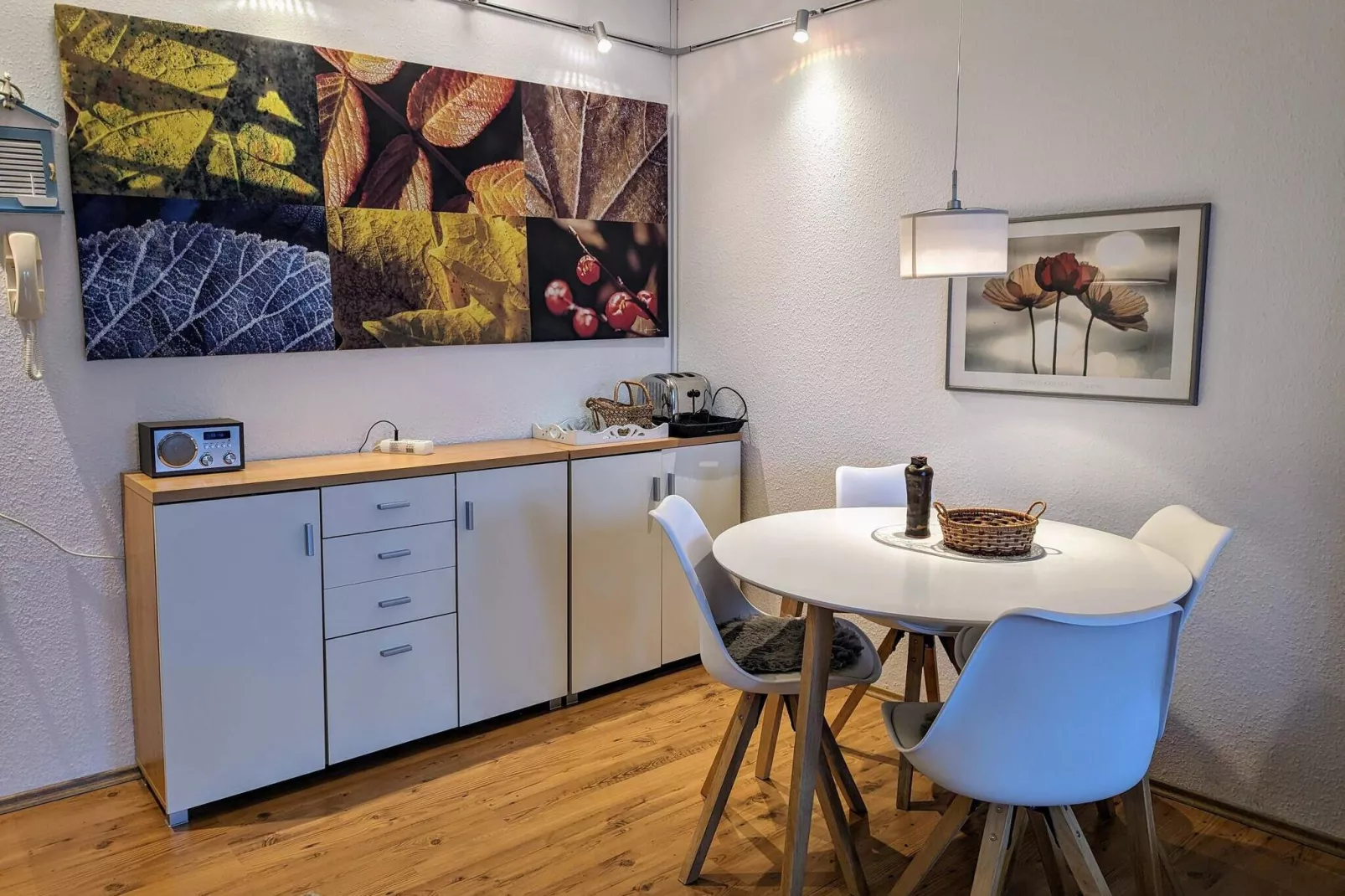 Comfortabel vakantiehuis in de natuur-Binnen