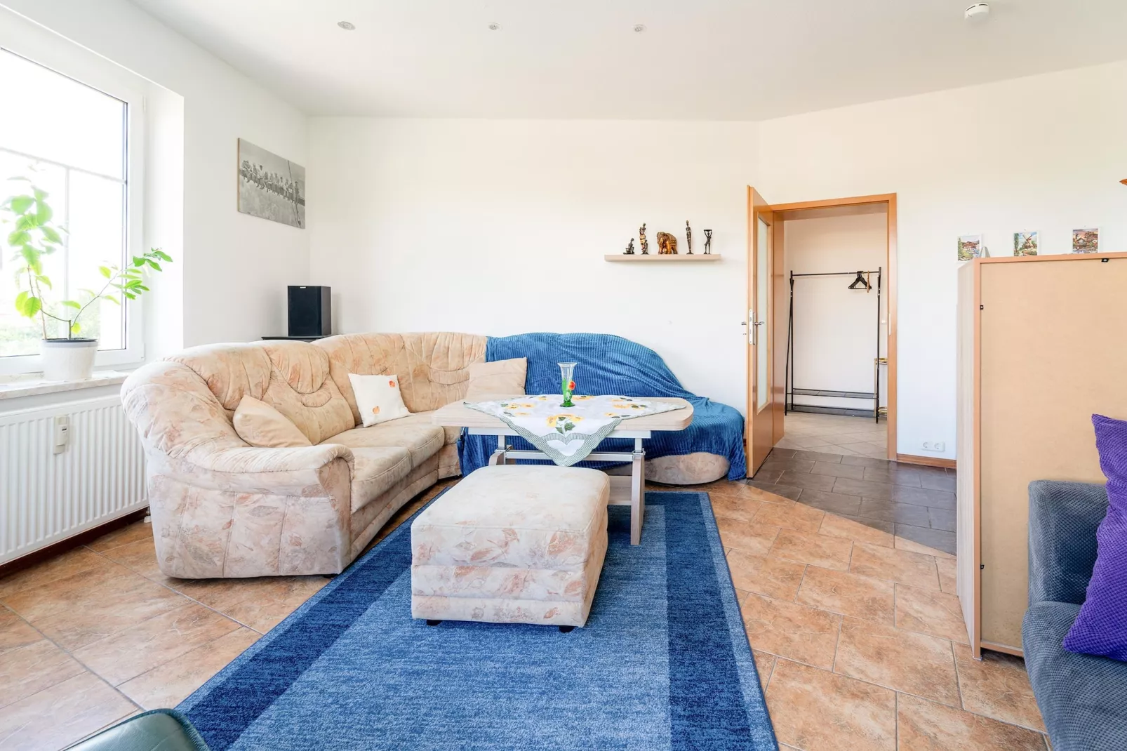 Ferienwohnung Petersberg-Woonkamer