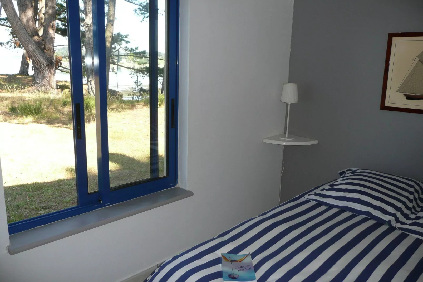 Ferienhaus vom Meer umgeben Hanvec-Slaapkamer