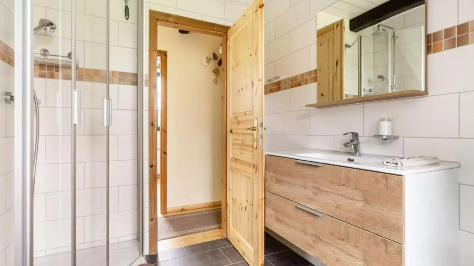 Alma-Badkamer