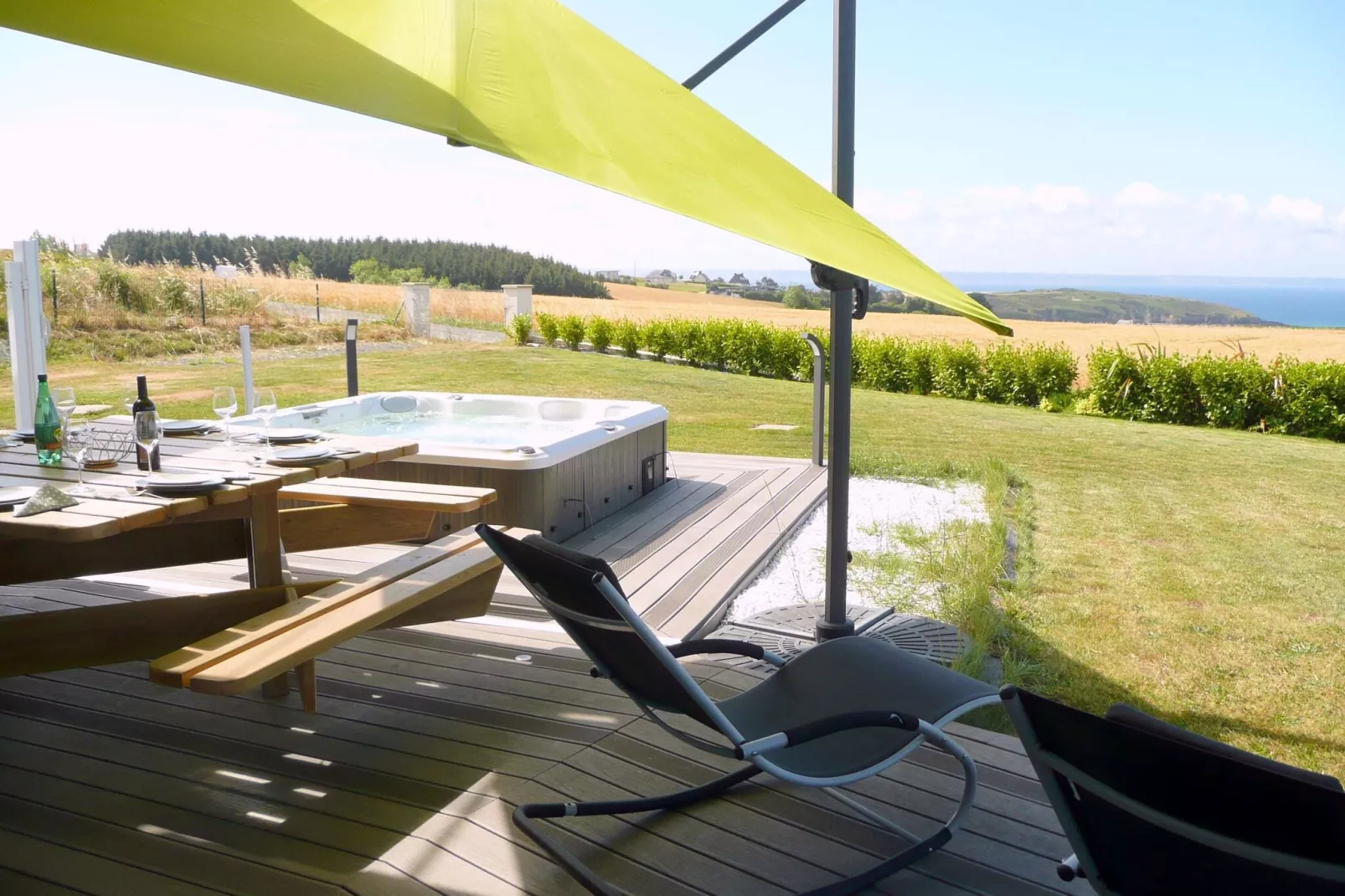 Premium-Ferienvilla mit Jacuzzi 180° Panorama-Meerblick Telgruc-sur-Mer-Tuinen zomer