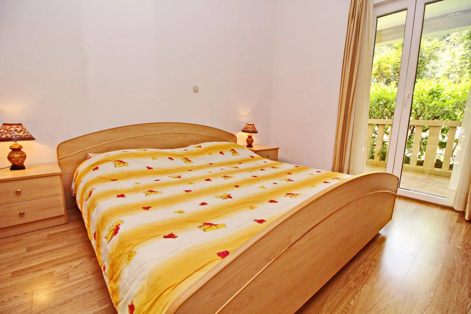 Apartments Veselka, Lumbarda  - One Bedroom Apartment with Terrace and Garden  View (Apt 6)