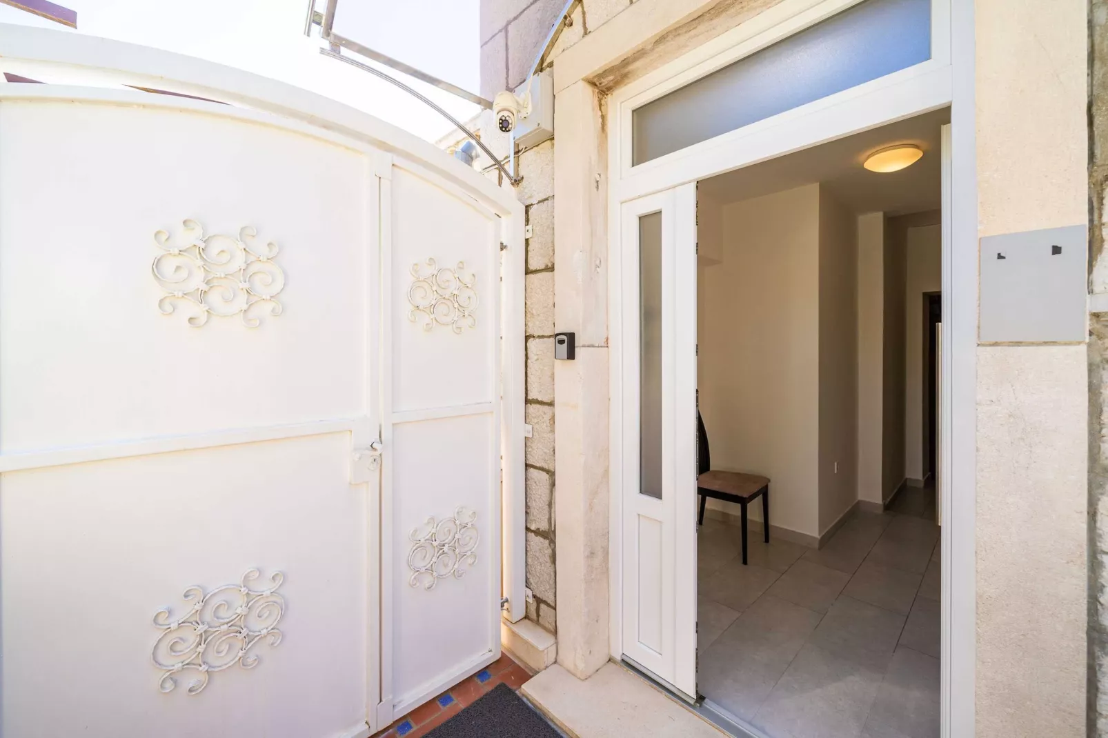 Rooms Nina - Double room with Sea View and shared terrace - 3