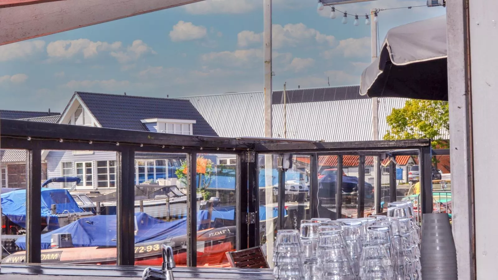 De Kaag Watersport Groepsaccommodatie - 30 pers