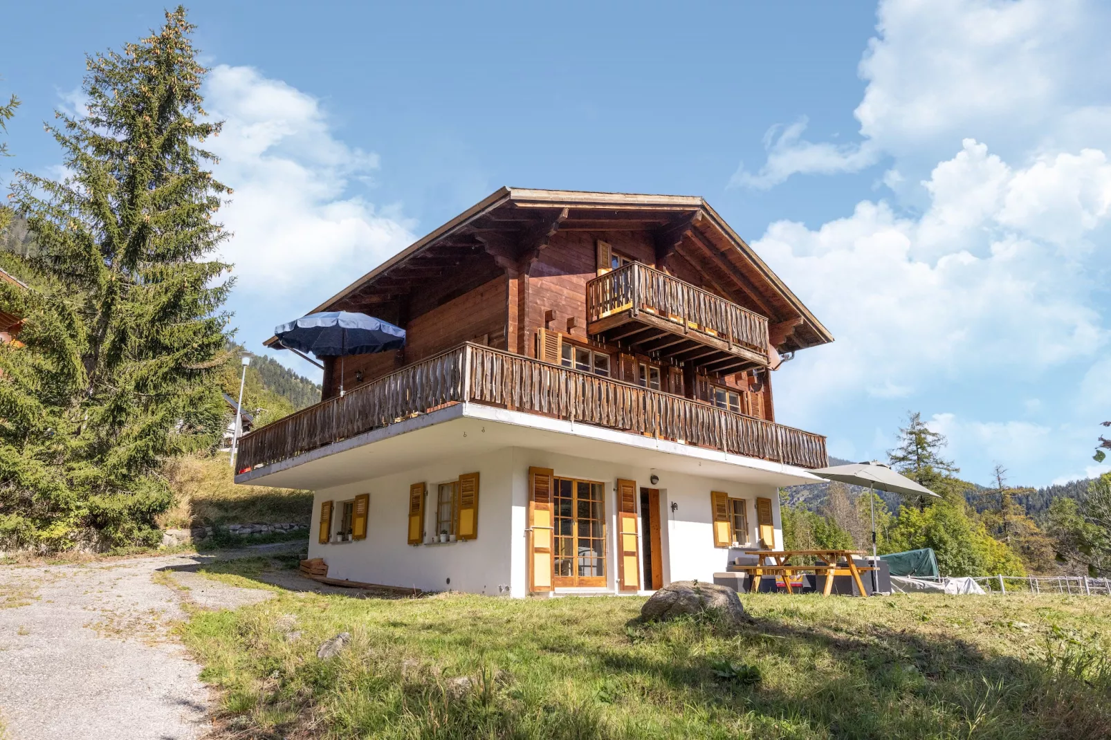 Chalet Verrel - boven-Buitenkant zomer
