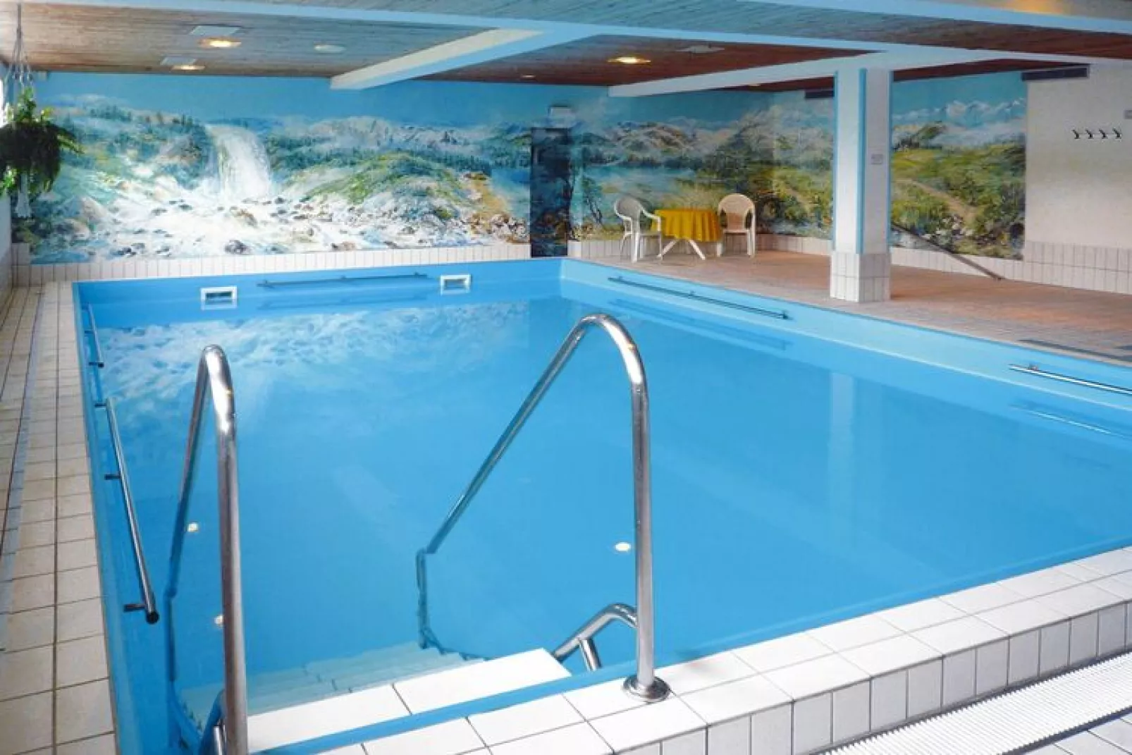 poolofhouse
