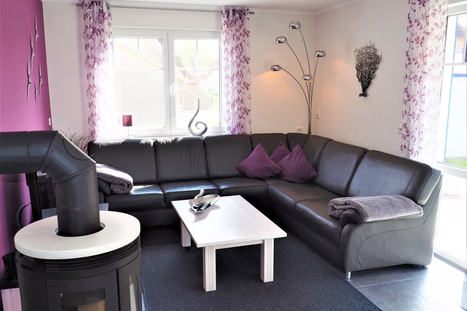 Ein Küstentraum für Familien - 4 Schlafzimmer Kamin-Woonkamer