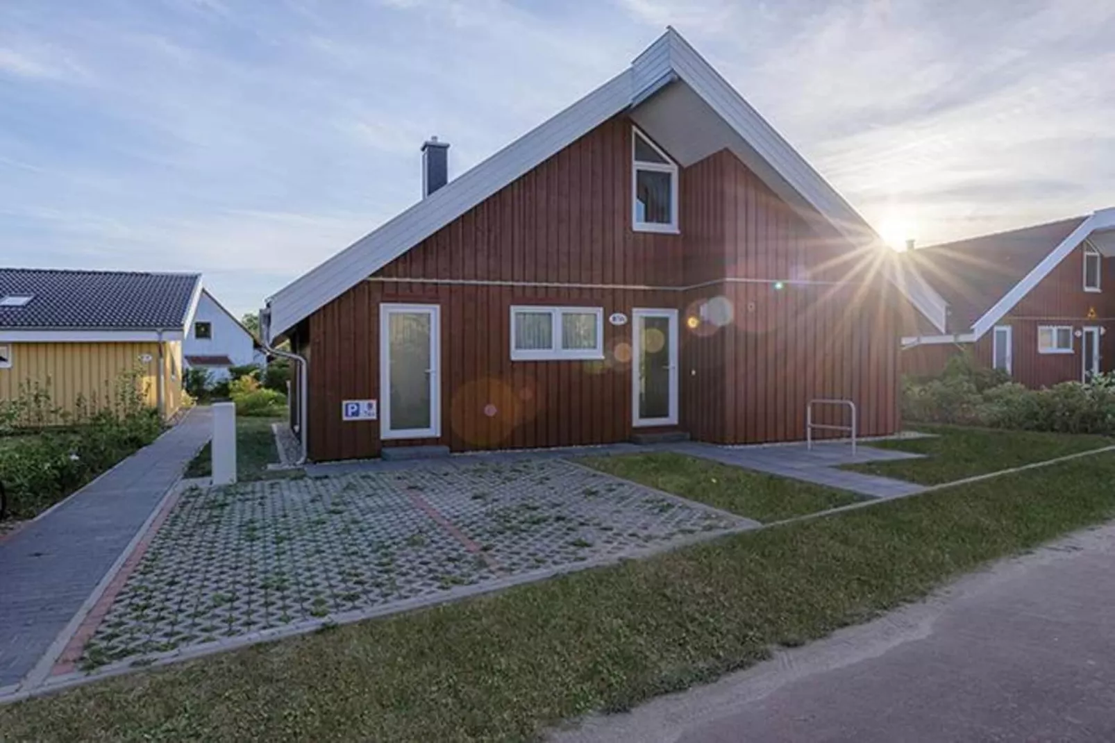 Ferienhaus Seeschwalbe-Classic 90 qm 74a-Buitenkant zomer