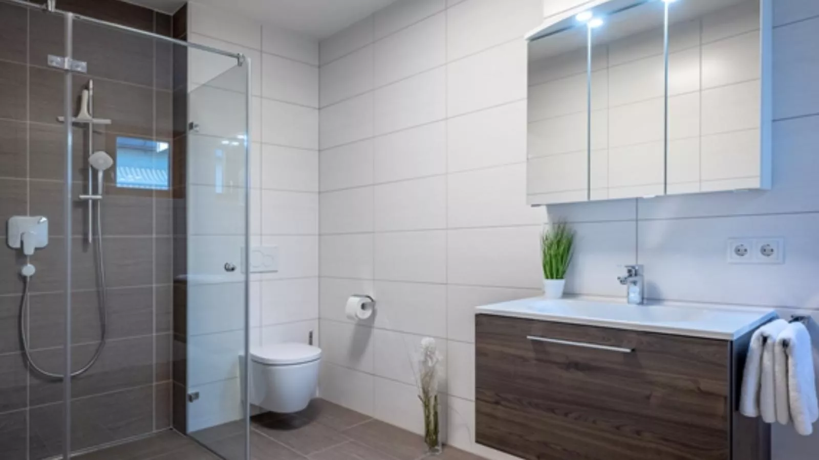 Cosy Grey-Badkamer