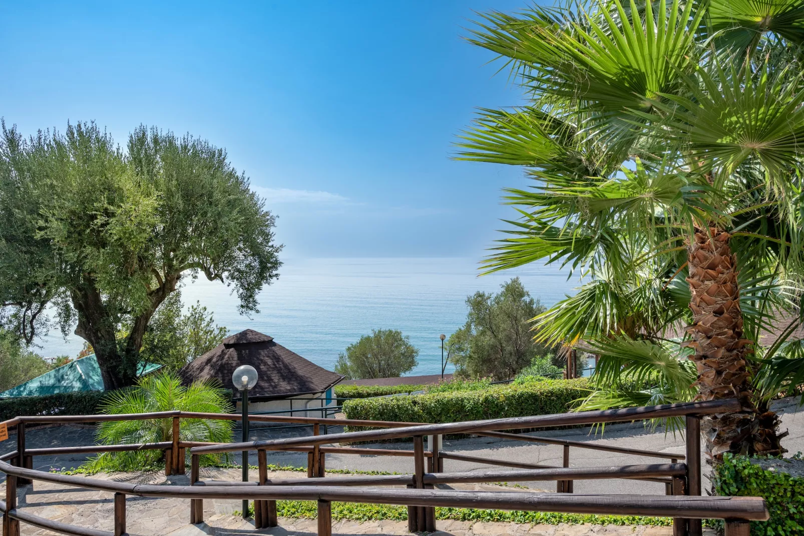 Resort Baia del Silenzio 1 - Type Mono Superior 3 pax-Gebieden zomer 1km