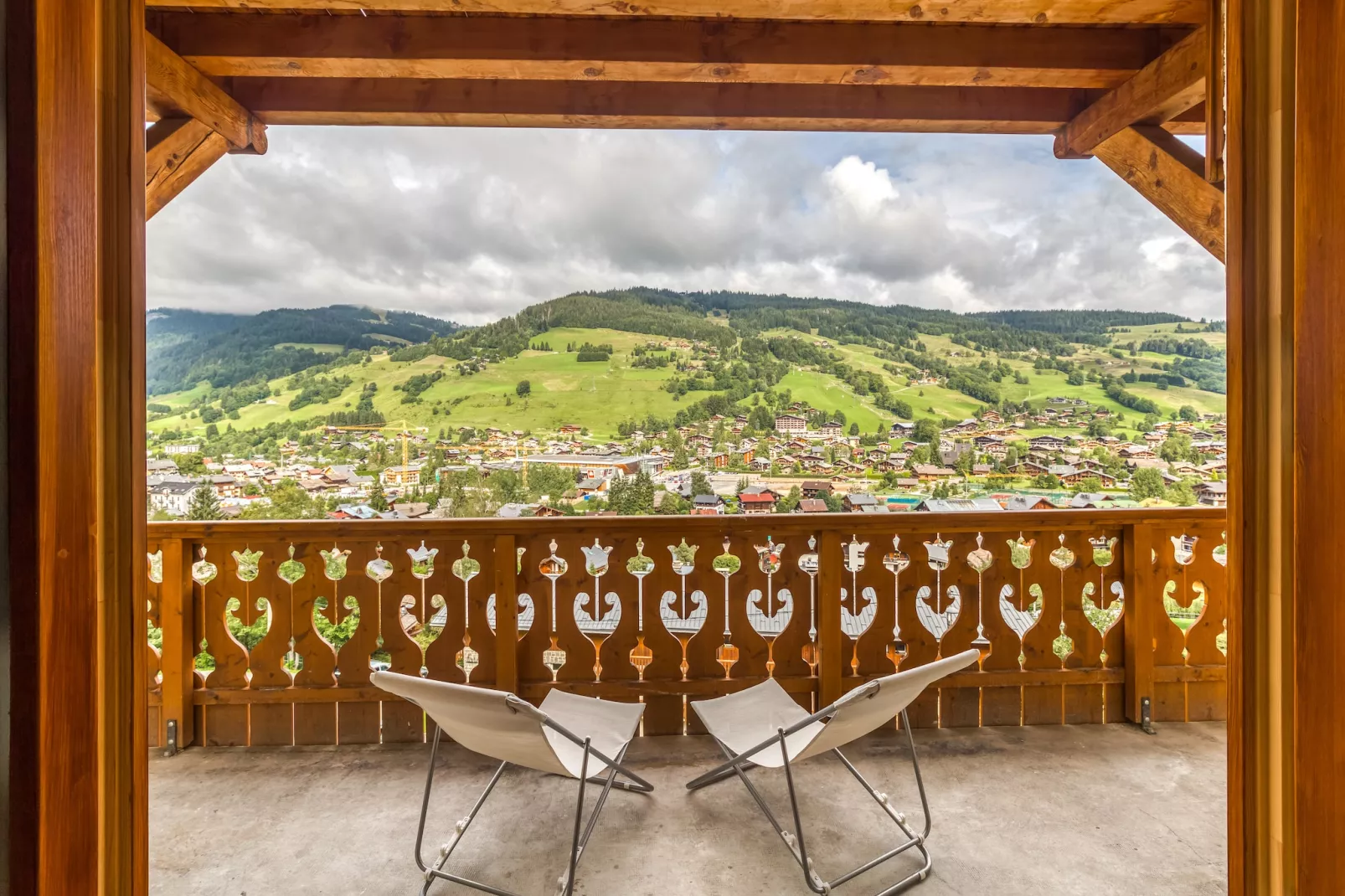 JZ-384-MEGEVE
