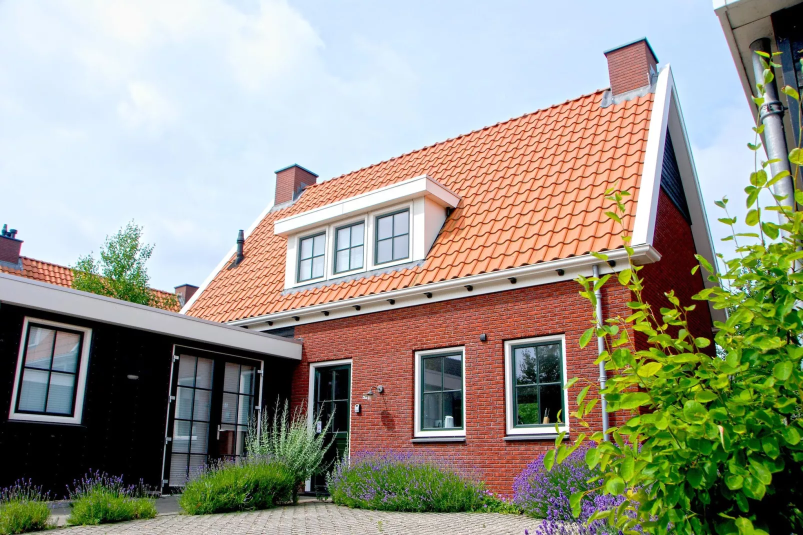Charming Beveland Vrijstaand-Buitenkant zomer