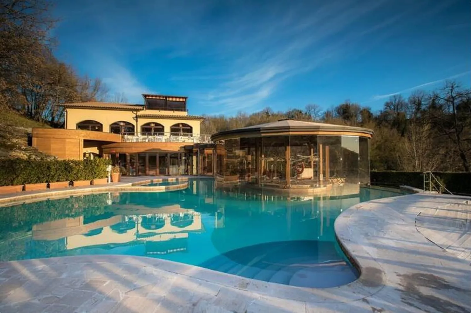 poolofhouse