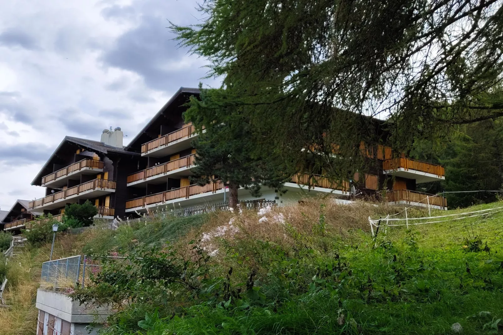 Mayens de l'Ours AZ 032 - MOUNTAIN apartment 6 p-Buitenkant zomer