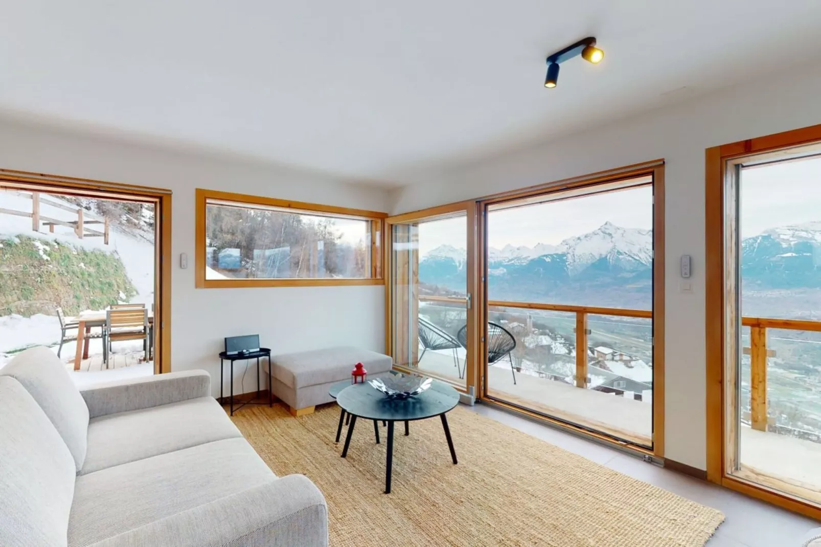 Teddy's VIEW & QUIET chalet 6 pers-Woonkamer