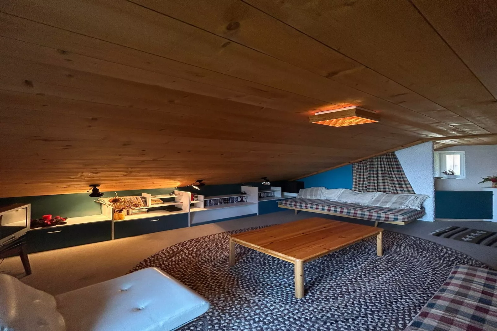 Cache-Cache MOUNTAIN & QUIET chalet 10 pers-Woonkamer